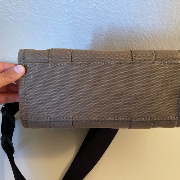 Marc Jacobs The Tote Bag in Green Slate - Picture 6 of 8